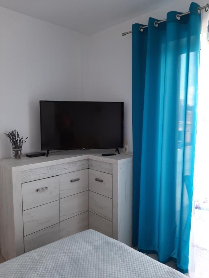 Apartament Viktoria Apartment Darlowko Ngoại thất bức ảnh
