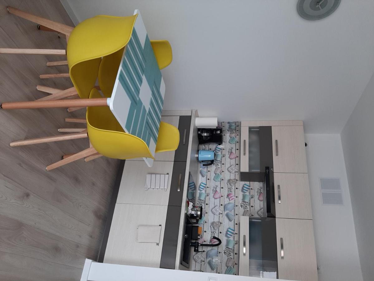 Apartament Viktoria Apartment Darlowko Ngoại thất bức ảnh